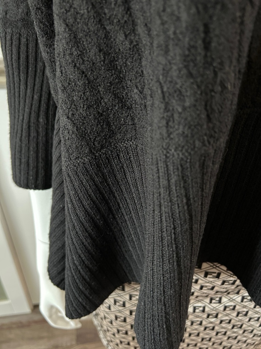 MaxMara Virgin Wool Poncho Sweater S/M Black Turtleneck - Picture 11 of 15